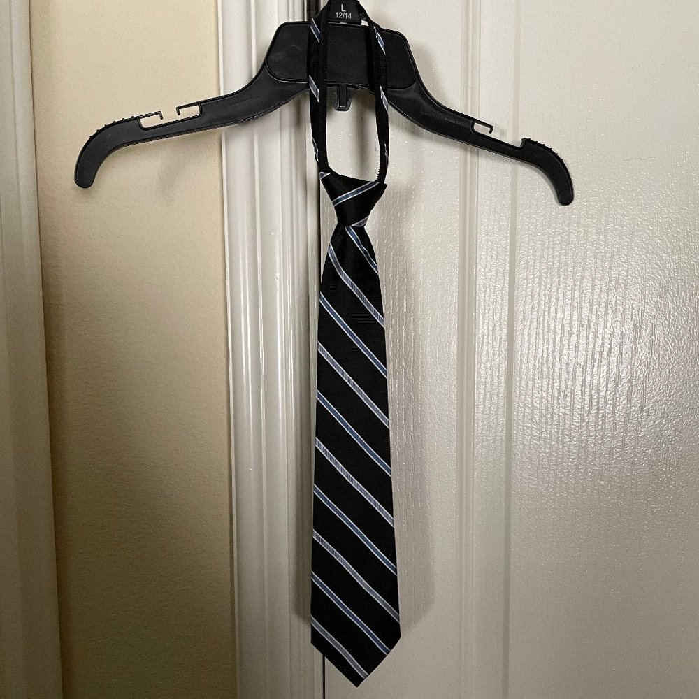 Nautica Boys Adjustable Tie Navy Blue w/Stripes